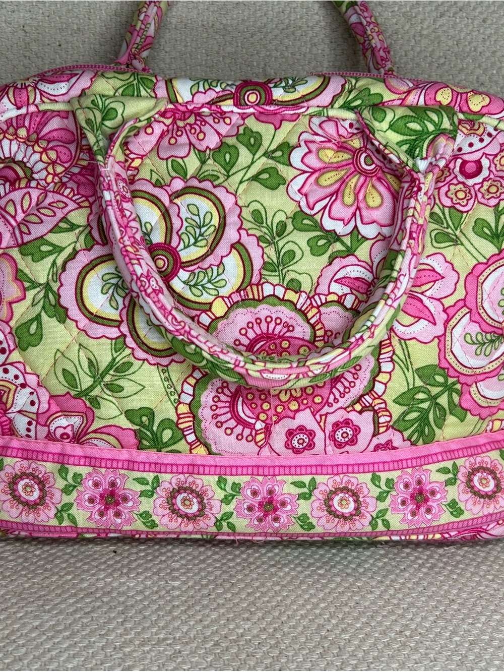 Vera Bradley petal pink bowler bag. Mint condition - Picture 9 of 9